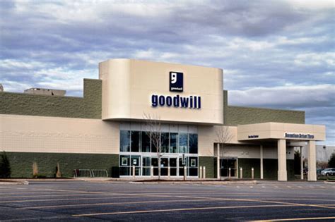 Goodwill south portland - Welcome To Goodwill. The sale of your gently used donated goods helps support our mission of providing vocational opportunities to individuals with barriers to employment and assists Goodwill Industries of Lane and South Coast Counties in developing a resource base to maximize the services we provide in the …